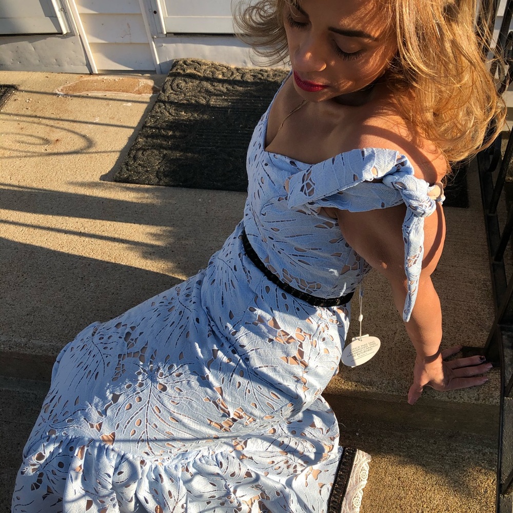 Dress - Picture 5 of 8